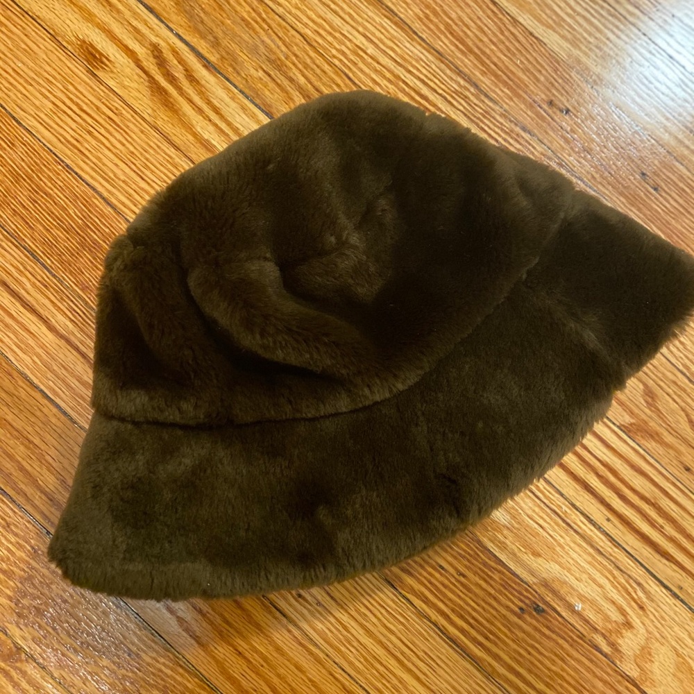 Faux fur vintage bucket hat